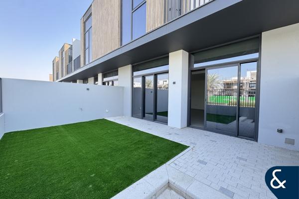 Landscaped | Single Row | Ready to Move